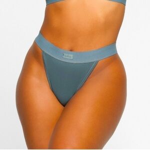 NWT SKIMS Cotton Rib Mid Rise Thong